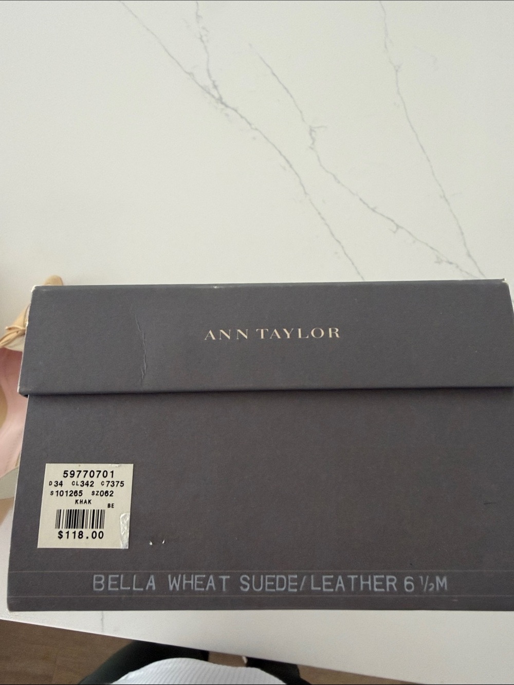 Ann Taylor Bella Wheat Suede/Leather Pointed-Toe, Kitten Heels in Size 6 1/2 M - Picture 8 of 10